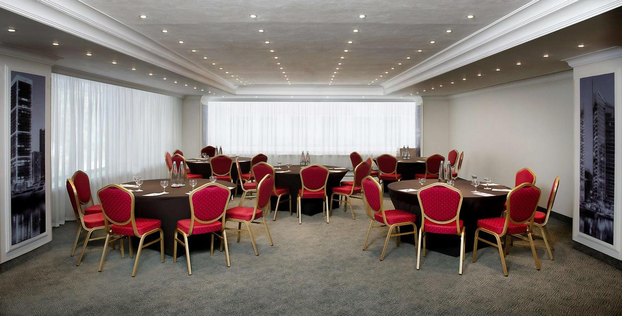 فندق راديسون بلو مارتينيز بيروت المظهر الخارجي الصورة Meeting room